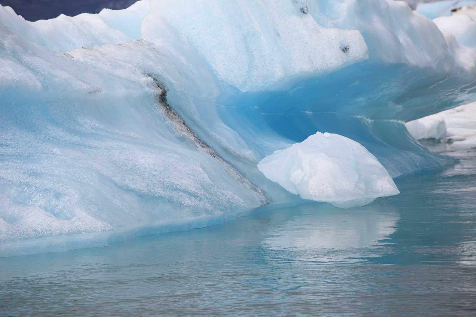 2012ice079